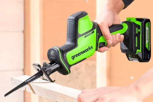Пила сабельная Greenworks GPT-CRS-25 24V 1200507 (26 мм) бесщеточная аккумуляторная